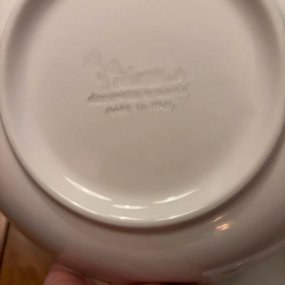 Williams Sonoma Botanical Dinnerware Set with Red Trim